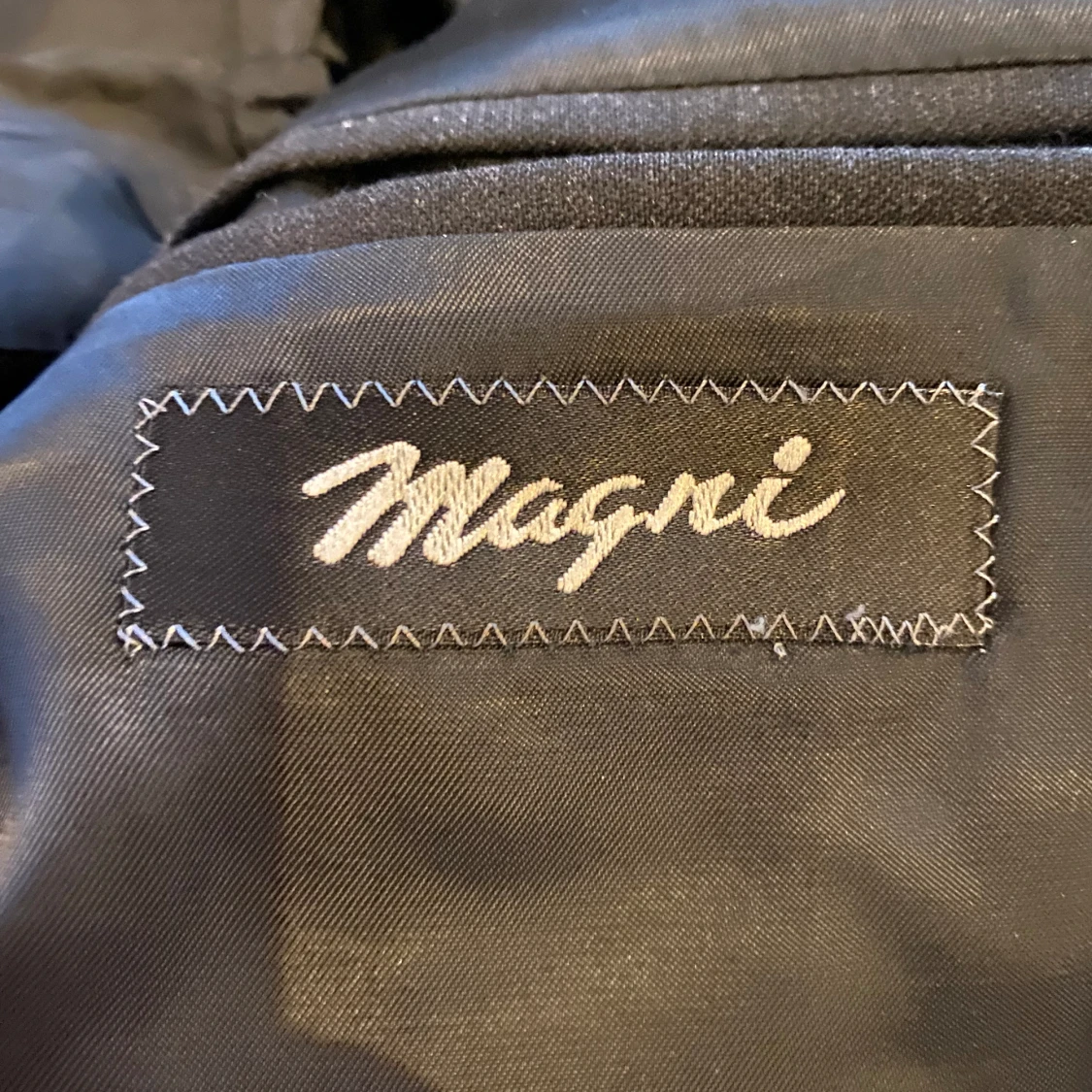 Kostym från Magni strl 52 - 92