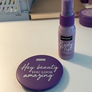 Bodymist - Bodymist och väskspegel