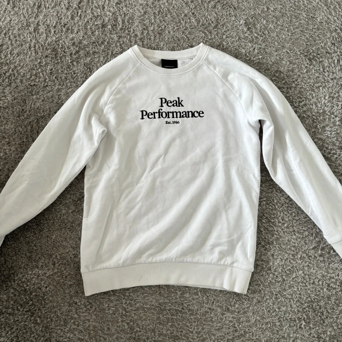 Peak performance tröja!!