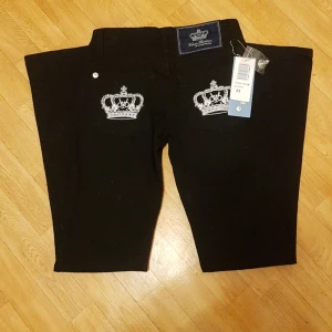 Victoria Beckham  - Nya med prislapp