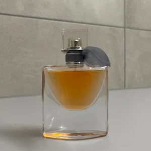 Lancôme La Vie Est Belle EdP 30 ml - I princip ny.  Nypris: 900  30 ml