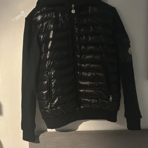 Moncler cardigan - Moncler cardigan, svart