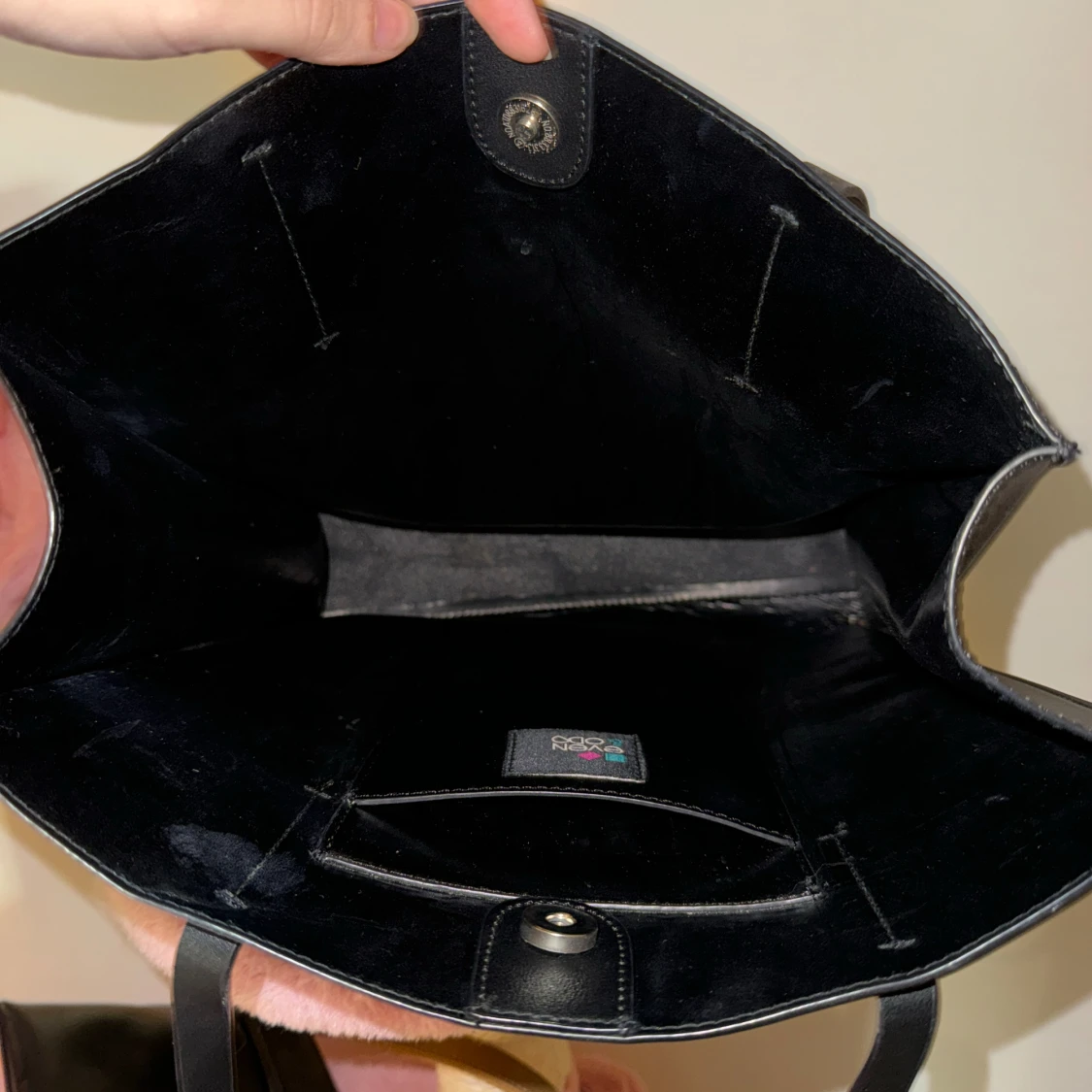 Svart väska  - 90