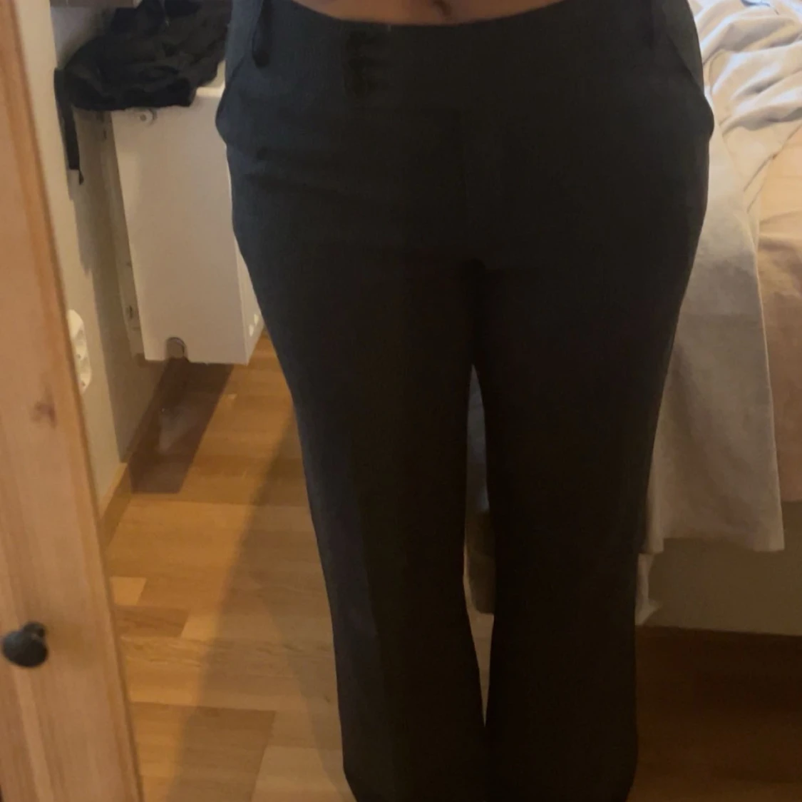 Lågmidjade kostymbyxor  - 90