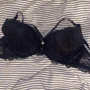 Svart bh  - Fint skick!