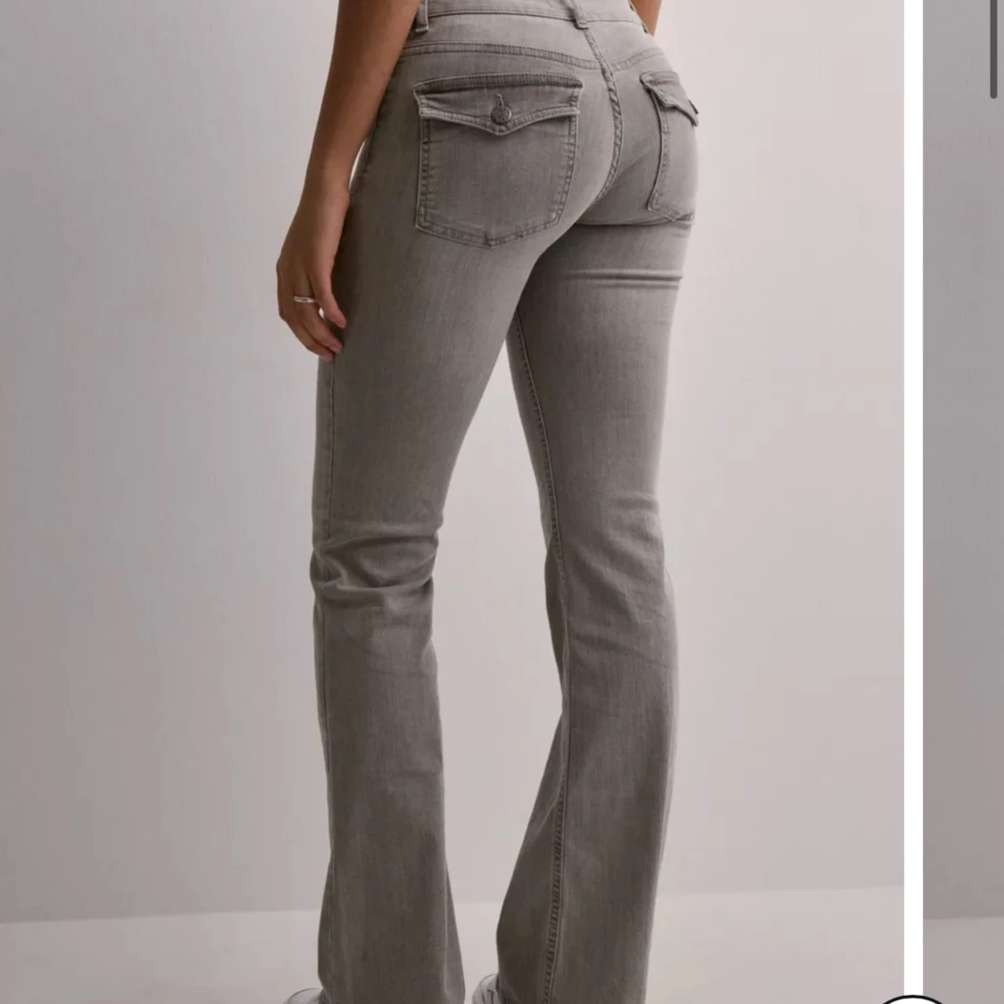 Nelly Low waist bootcut jeans 