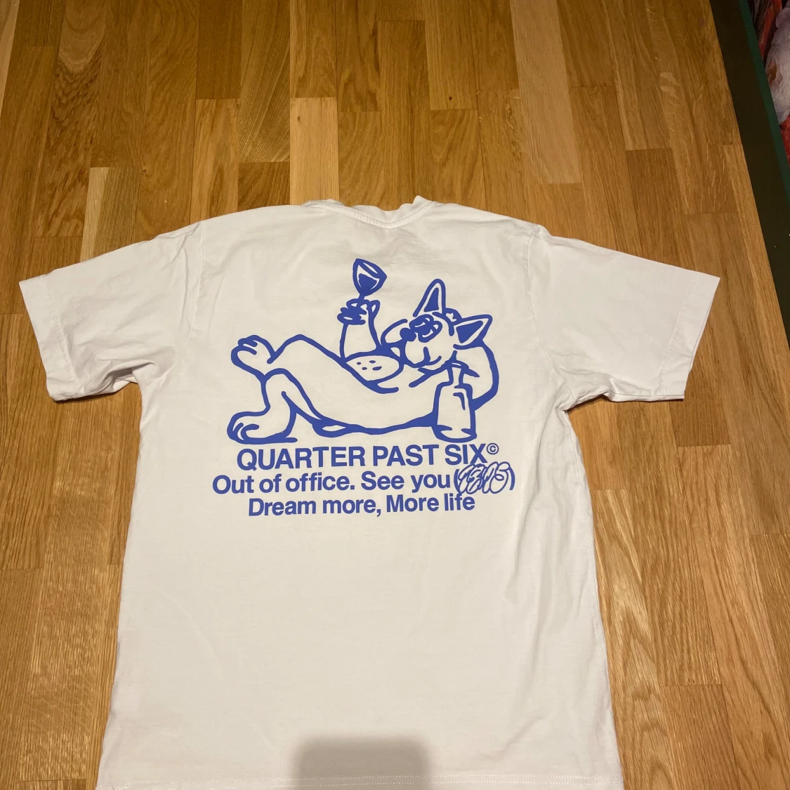 Quarter past six t-shirt