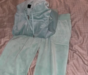 Juice  - Juicy set i fint skick 