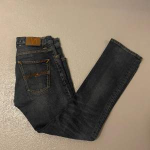 | Nudie Jeans | Skick 8/10 | Pris 499