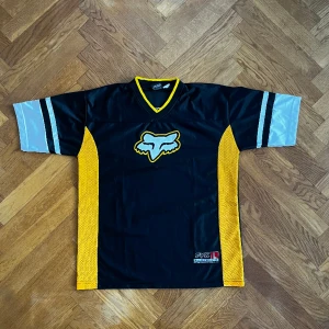 Fox Racing t-shirt - Fox Racing tröja i storlek Large. Fint skick! 