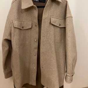 Jacka i nytt skick - I strl XS, först till kvarn! 