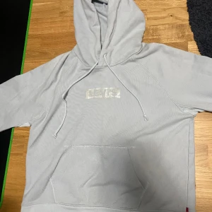 Levi’s Hoodie - En hoodie från Levi’s i mycket bra skick. Pris kan diskuteras