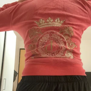 Juicy Couture tröja! - ROSA AS SNYGG JUICY COUTURE HUVUDTRÖJA
