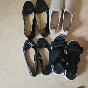 Skor - Tygskor, vår/sommarskor 50 kr/st