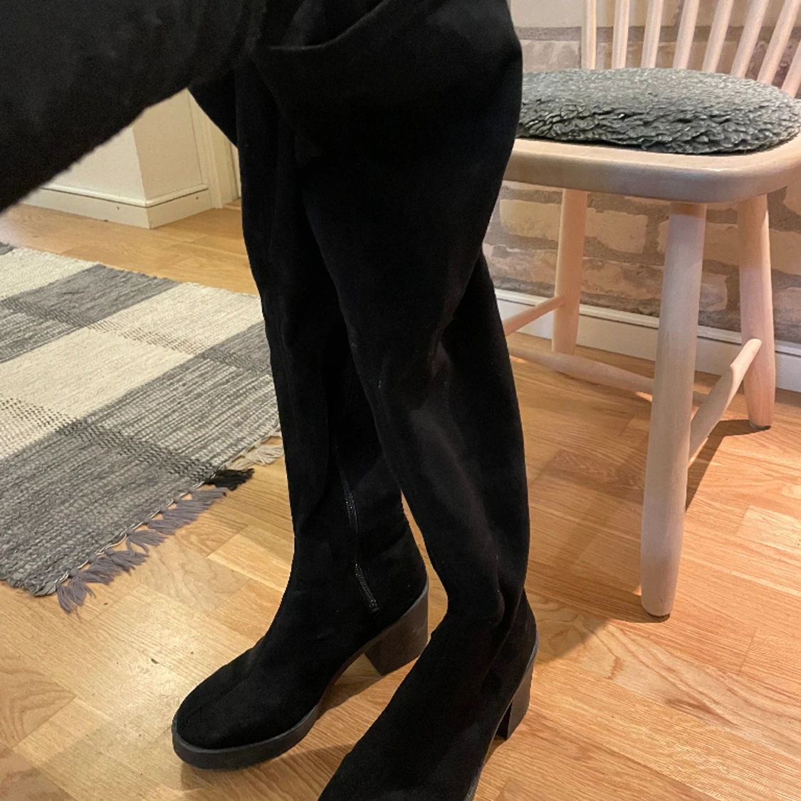 Knähöga boots - 90