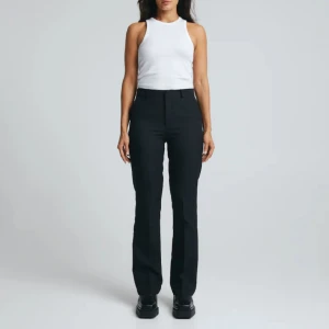 Kostymbyxor  - Svarta kostymbyxor från bikbok