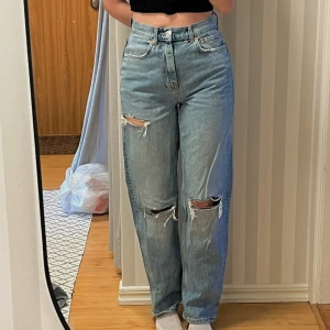 Snygga jeans från Gina tricot💕 - 💞Oanvända jeans💕 Säljer då de inte passar mig:/ 