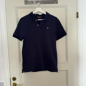 Morris piké  - Säljer denna snygga piké från Morris i storlek S. Skick 9/10. Hör av er vid frågor 