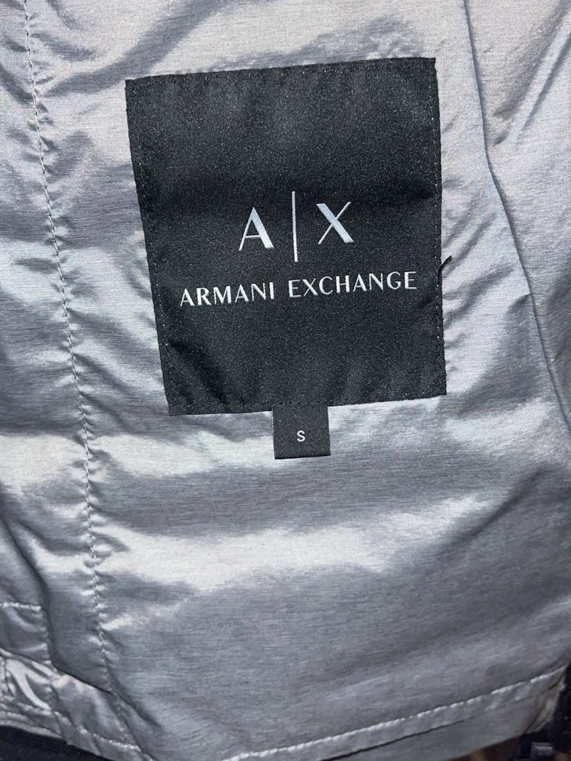 Svart pufferjacka från Armani Exchange - 3