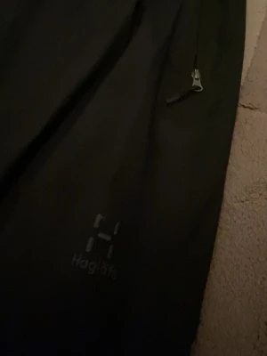 Haglöfs byxor  - Hej säljer mina haglöfs byxor som ja köpte 2025 december för 1199, knappt använda mycket bra skick 