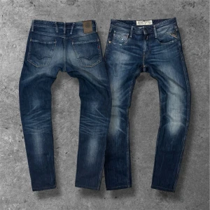 Replay Anbass jeans - Säljer dessa riktigt feta jeansen från Replay | W30 L34 | modell: Anbass | skick: 9/10, mycket bra skick | Hör av er vid frågor, pris kan diskuteras vid snabb affär 🤝