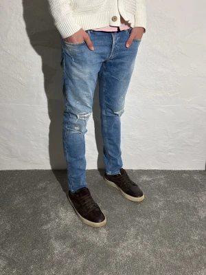 Replay jeans  - Ett par riktigt snygga jeans från Replay i storlek W34 L30 i modellen Willbi 