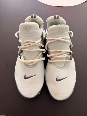 Nike prestos  - Nike prestos i riktigt bra skick stl 41 