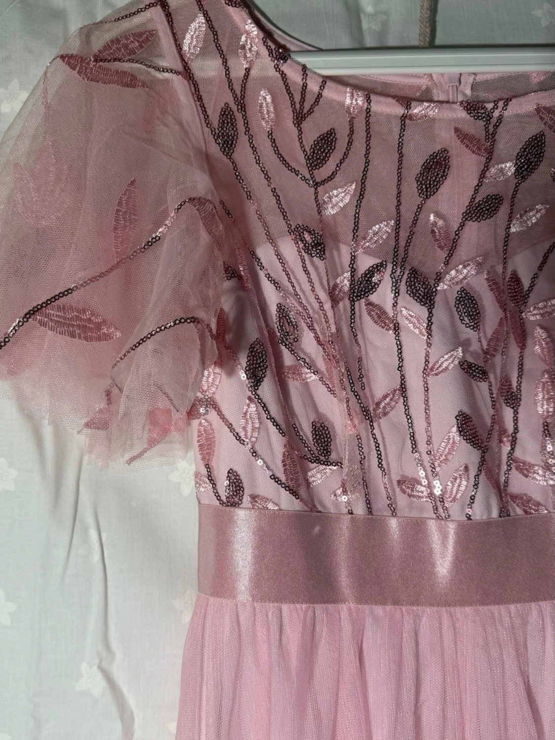 Lång rosa klänning - 1