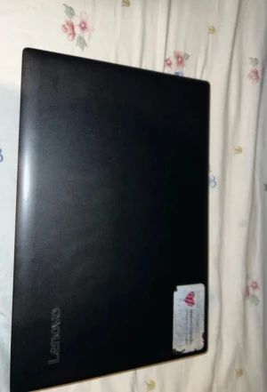 Dator - Jag säljer nu två likadana laptops eftersom att jag köpte pc så priset kan diskuteras  laddare ingår!