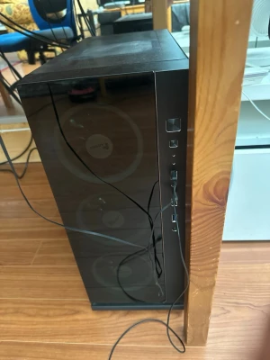Gaming dator 1080 - Hej säljer nu min gaming dator eftersom den inte kommer till så mycket användning här hemma specsen till denna dator är i7 6700k, 32gb ddr4 ram, gtx 1080, 1,5tb hdd, tror 200 gb ssd eller så är det 300 gb ssd. Datorn klarar spel som nya Forza horizon 6, gta, Fortnite, cs go, Minecraft och mycket mer. Priset är ej hugget i sten så det är bara att skriva  Mvh ADAM