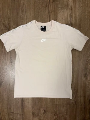 Nike T shirt - Topp skick.