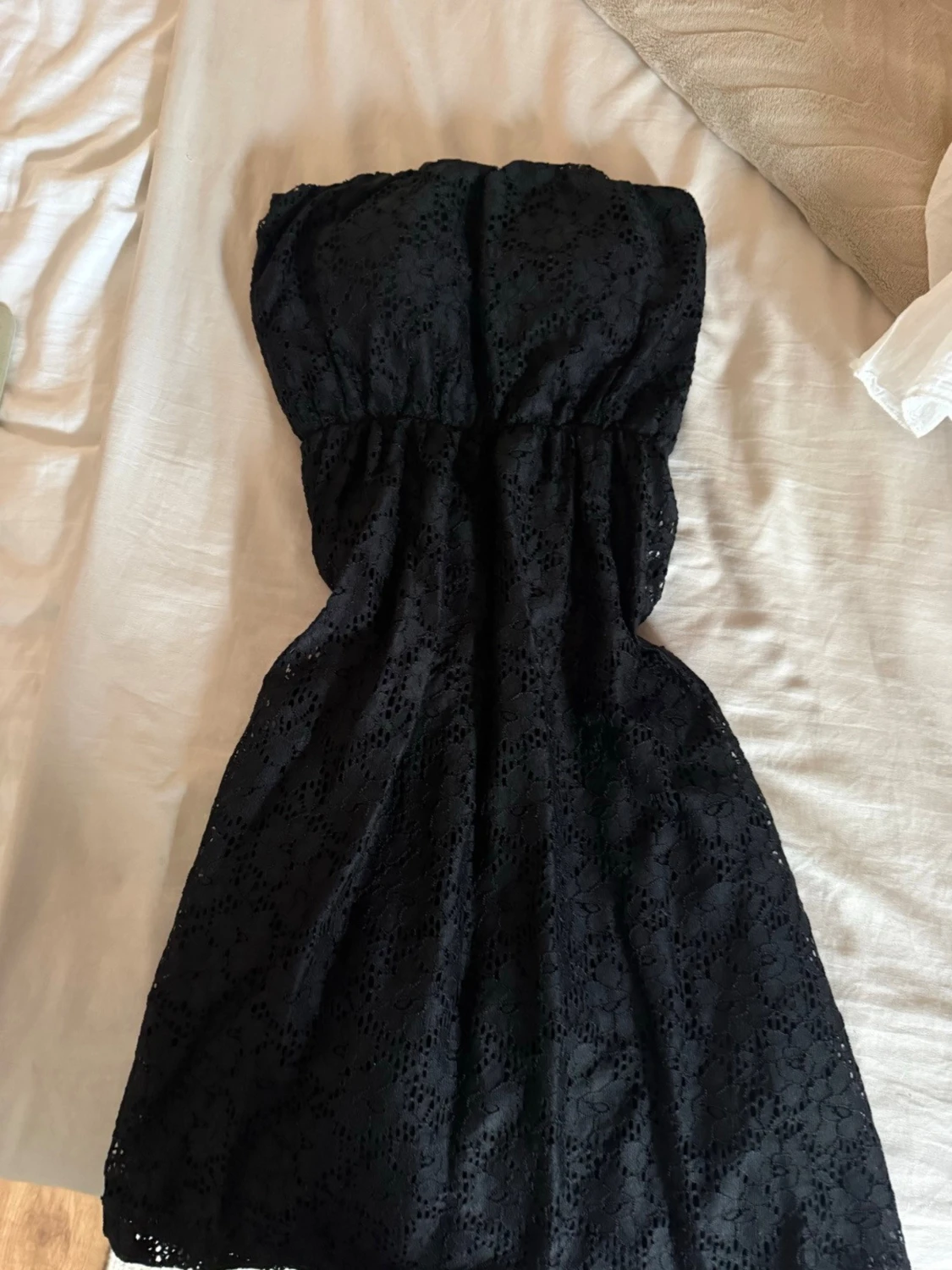 Off shoulder mini - klänning🩷