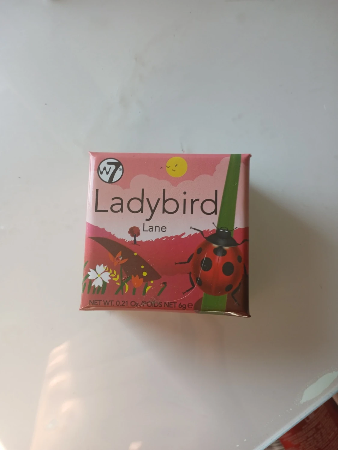 W7 Ladybird Lane rouge
