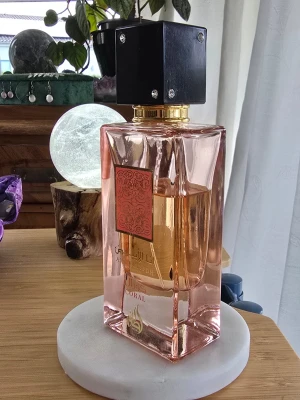 Ana Abiyedh Rouge Coral parfym - Ana Abiyedh Rouge Coral från Lattafa . Eau de parfum. Ursprunglig mängd 60 ml. Se nuvarande mängd på bild. 