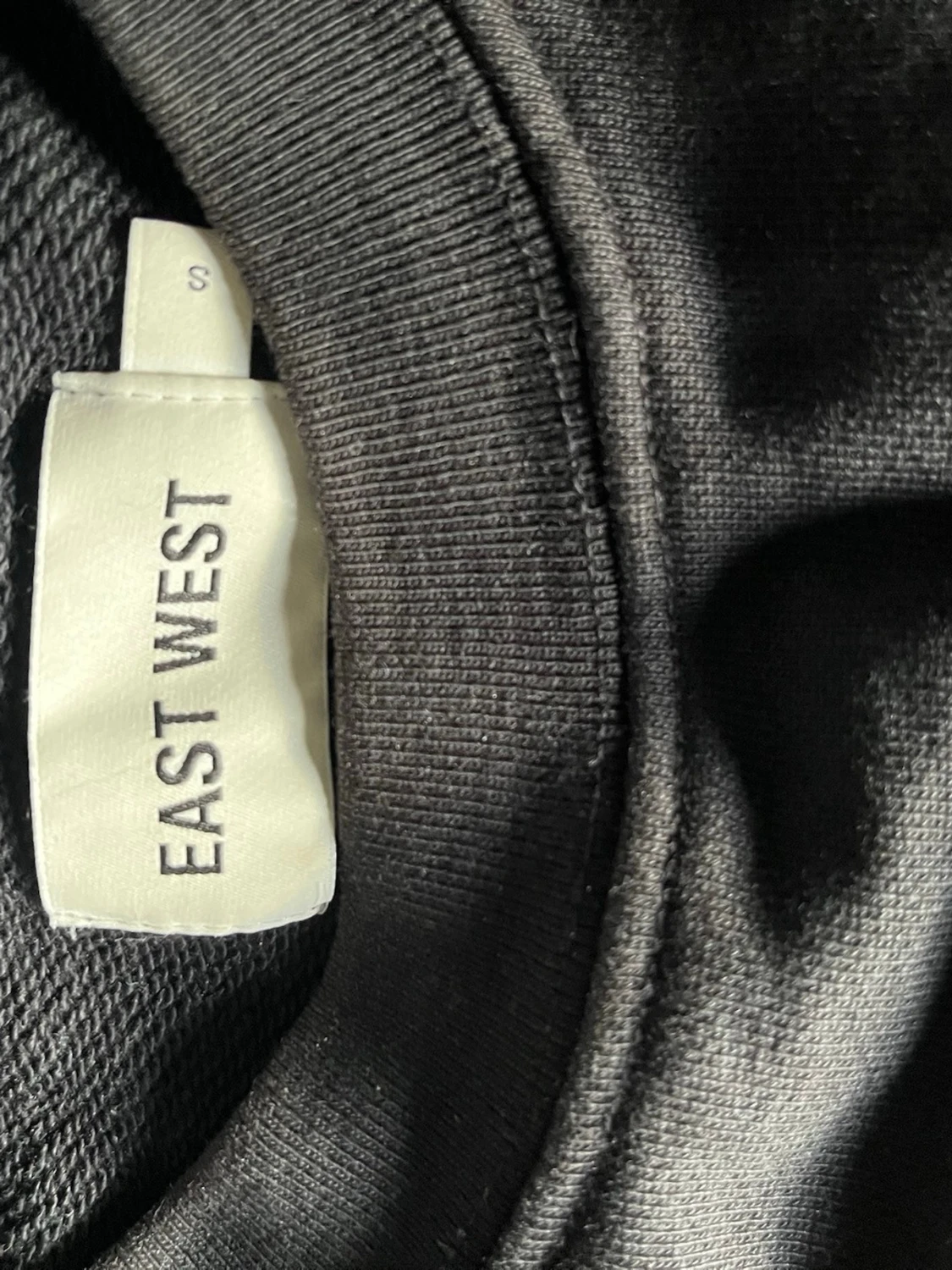 Enkel sweatshirt från East West - 2