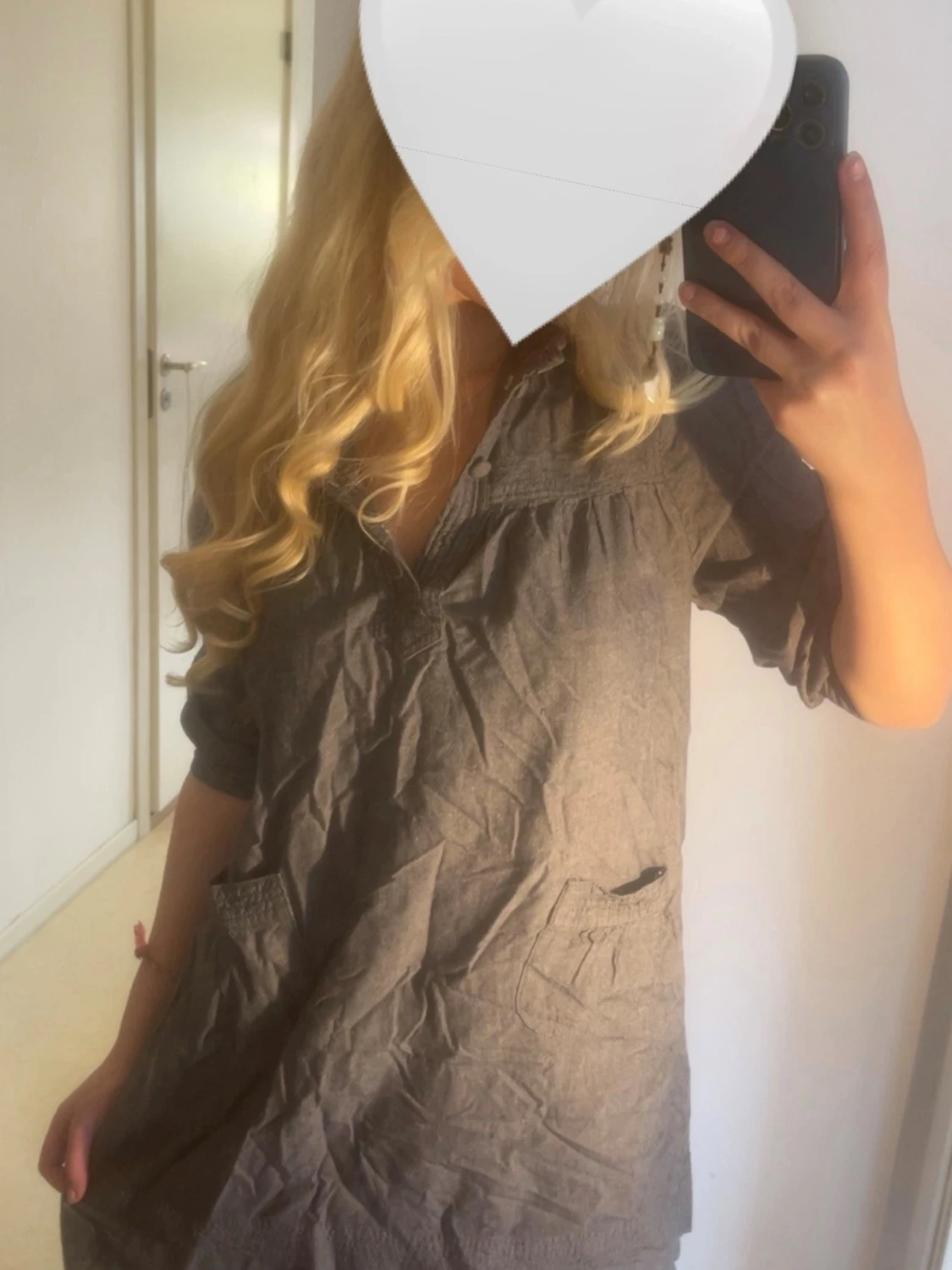 Grå klänning - 1
