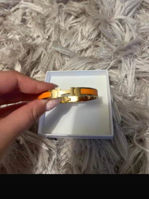 Armband - Snyggt armband köpt i Spanien! Priset går att diskuteras🥰