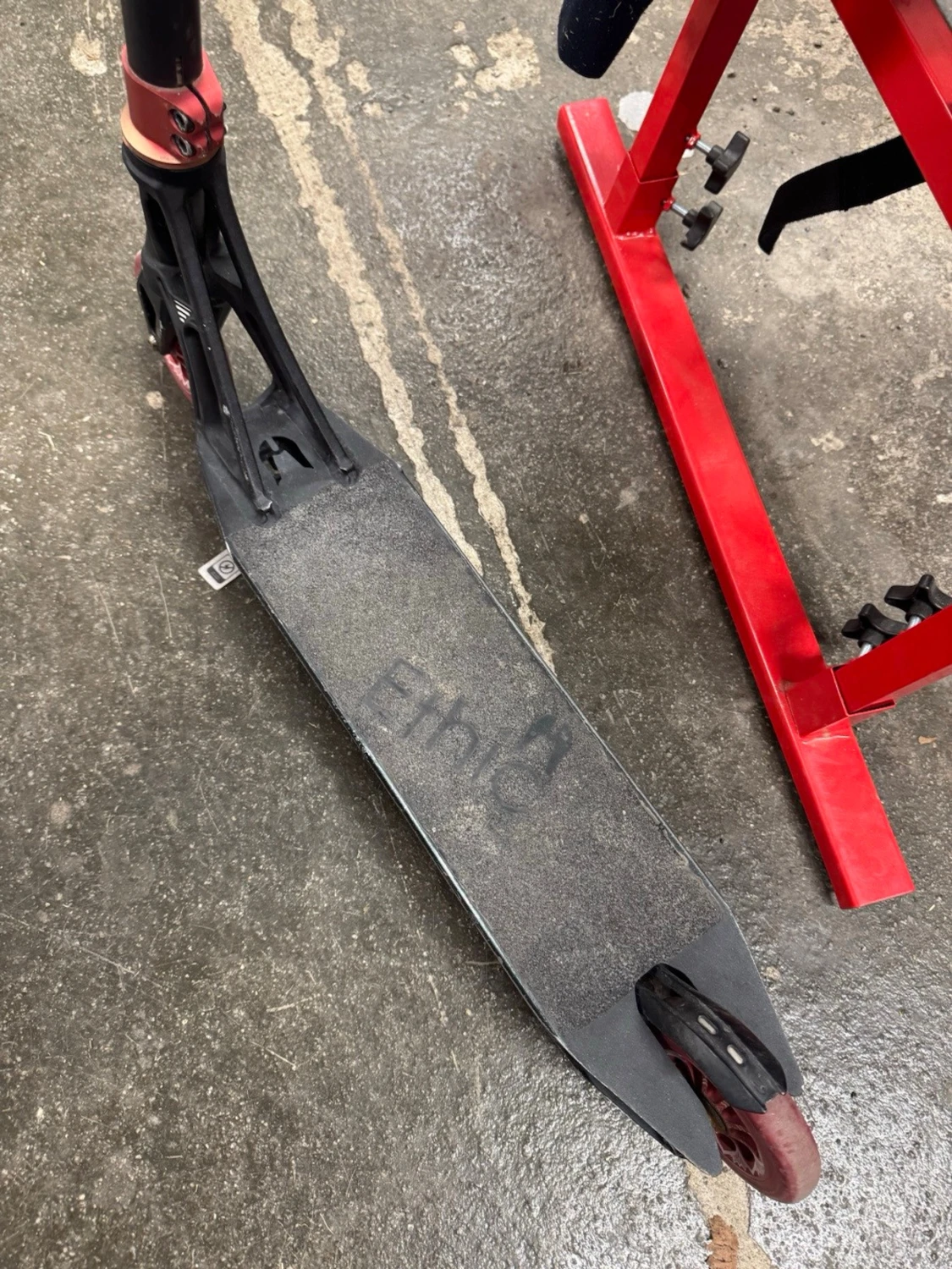 Ethic Kickbike Custom bygd, reserv delar, pris allt orginal 7800kr - 1