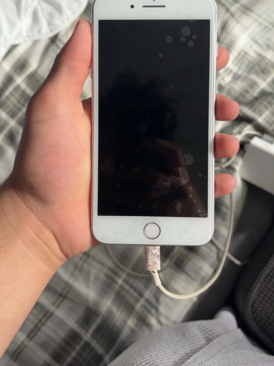  iPhone 8 Plus  - 1