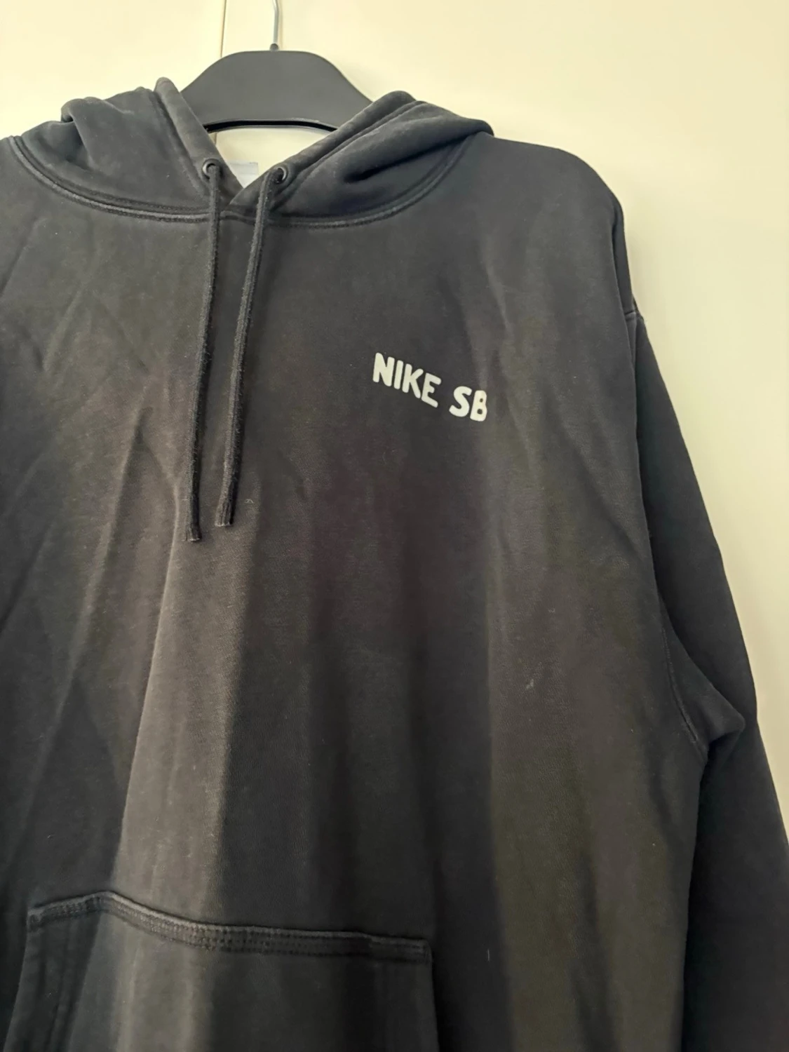 Svart Nike SB hoodie med huva - 1
