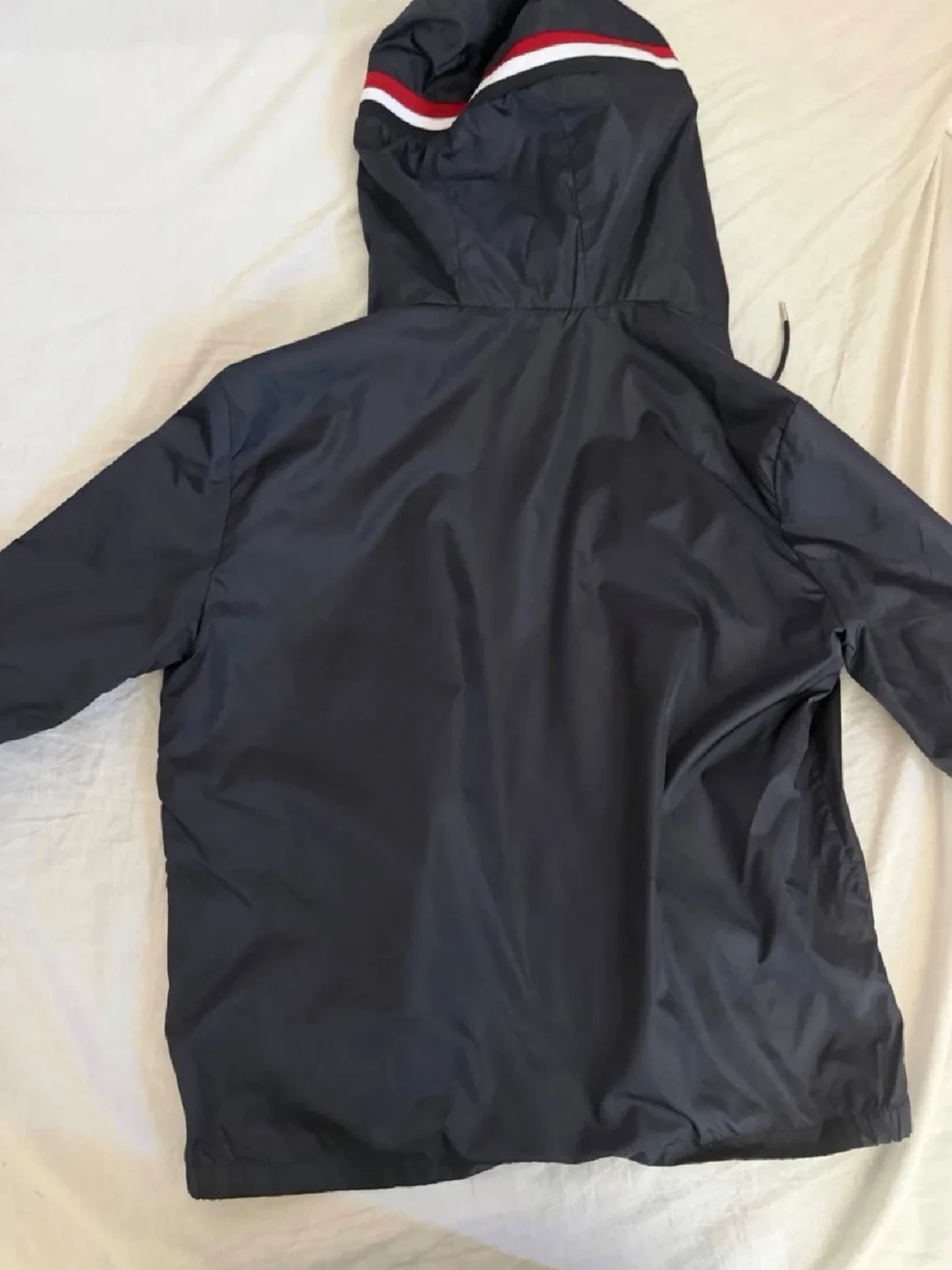 Moncler marinblå vindjacka med huva - 1
