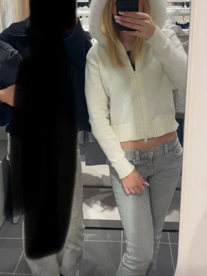 Lågmidjade jeans - Säljer dessa skitsnygga jeansen från Gina tricot 