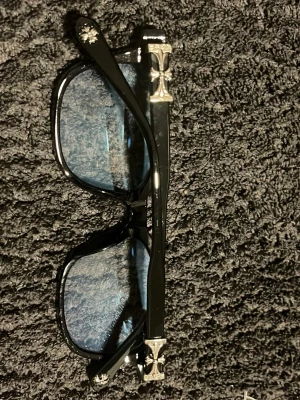 Chrome hearts glasögon - Svarta chrome hearts glasögon med blue light glas. 