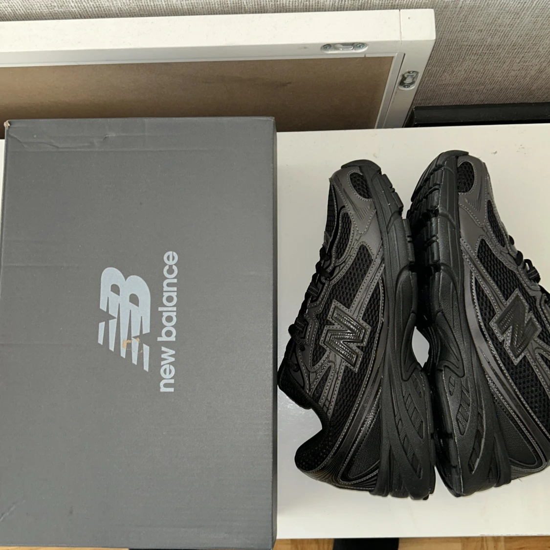 Svarta New Balance 740 sneakers - 4