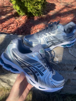Asics gel Nyc gray/Silver - Size 45, true to size. As new. Very comfortable and never worn