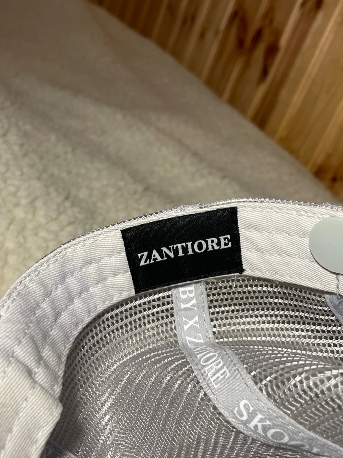 Grå truckerkeps från Skoovby - 2