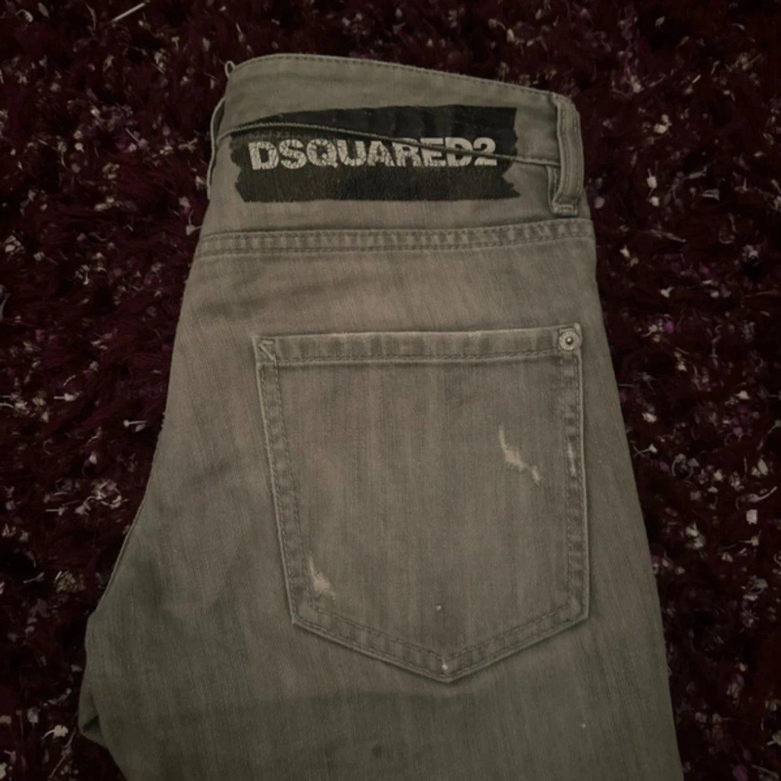 Grå slitna jeans från Dsquared2 - 1