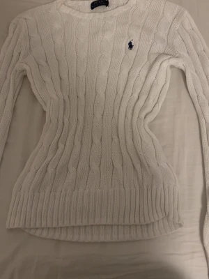 Vit tröja Polo Ralph Lauren -  Storlek XS, har inga skador 