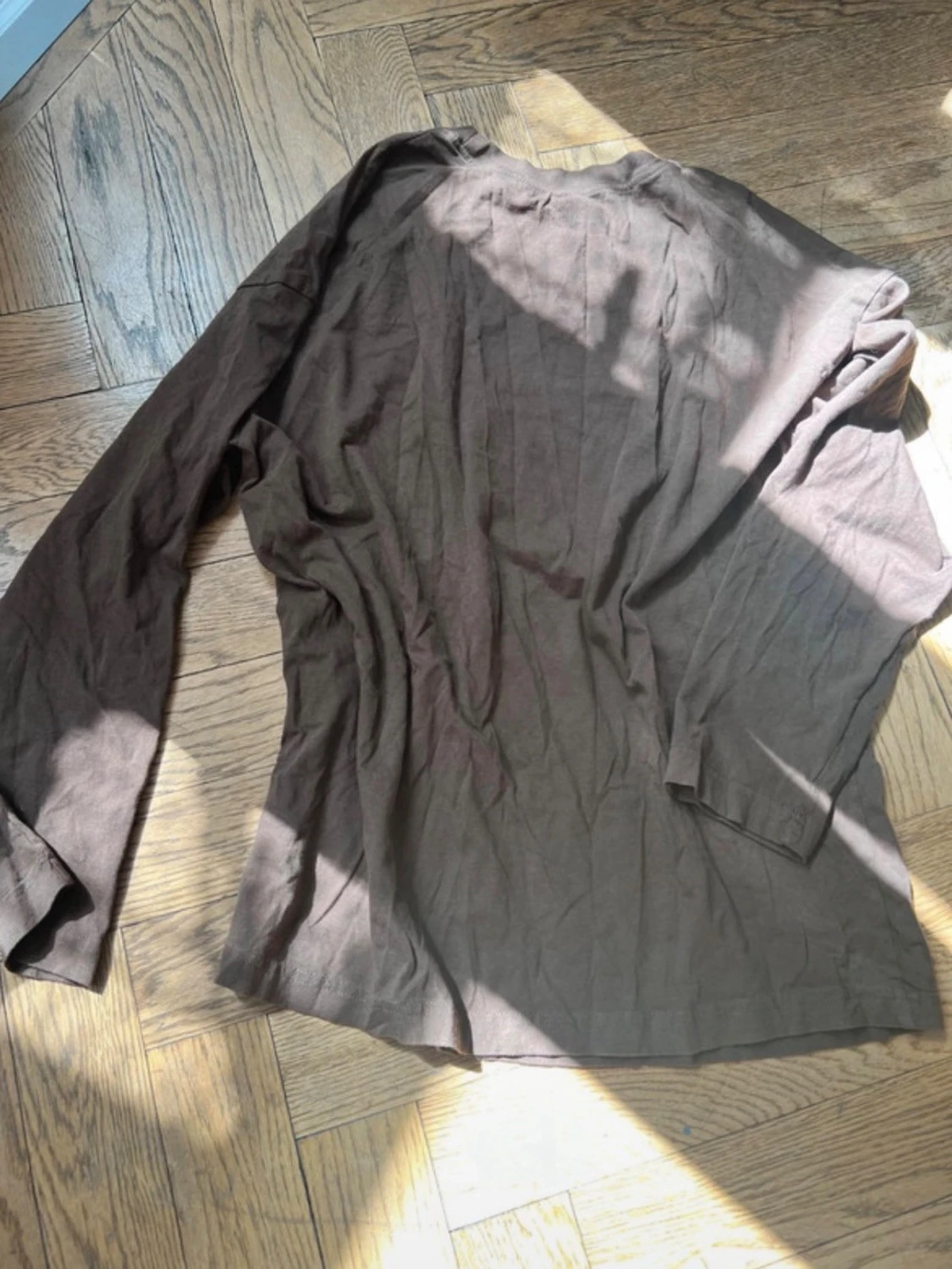 Brun långärmad topp  - 1