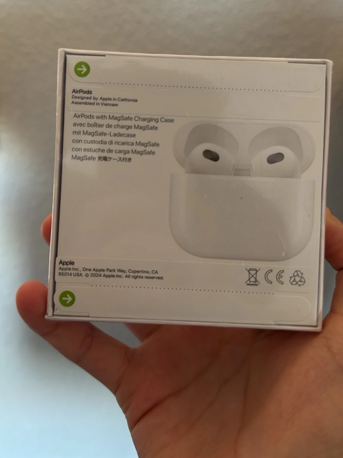 Airpods 3 - 1